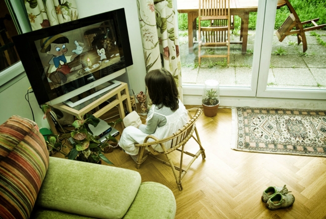 Chương trình TV và video thế nào thì hợp với trẻ nhỏ