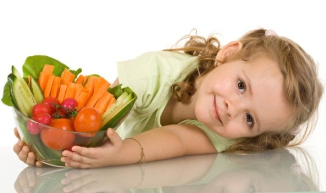 8 thực phẩm giúp cải thiện hệ miễn dịch cho bé yêu