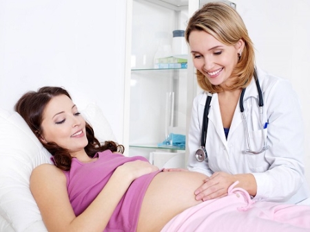 Dấu hiệu ra máu khi mang thai