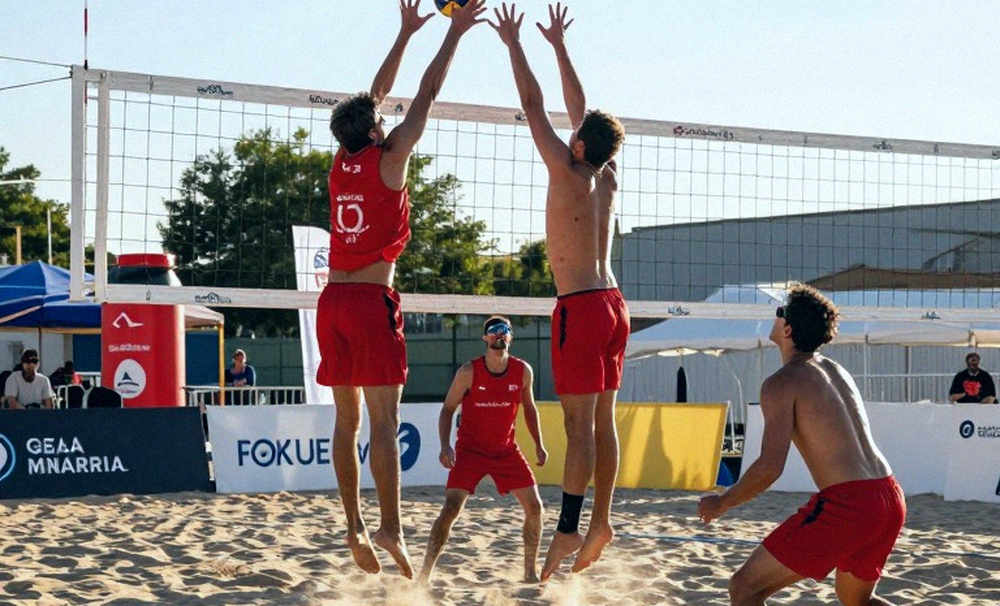 Efeler đường cùng: Romania 3-1 Thổ Nhĩ Kỳ và căn bệnh tan vỡ cuối set Efeler đường cùng: Romania 3-1 Thổ Nhĩ Kỳ và căn bệnh tan vỡ cuối set
