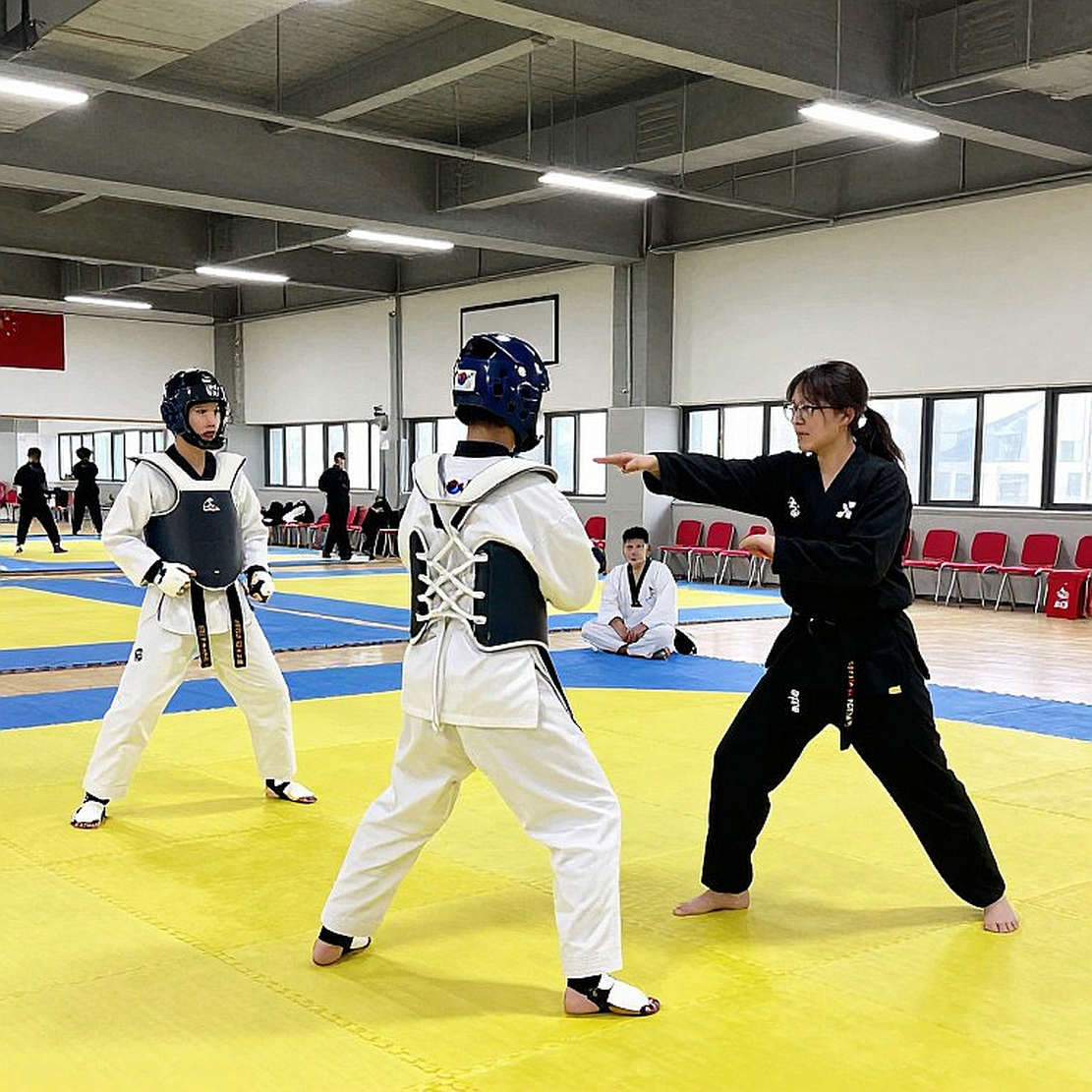 World Cup 2026: Cửa knock-out mở rộng, nhưng ngựa ô vẫn phải tự đá mở cửa