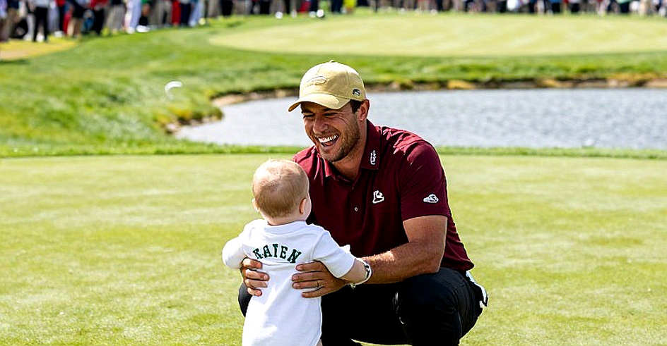 Gary Woodland bị gọi nhầm tên suốt 18 hố và khoản nợ 10.000 USD không ai đòi