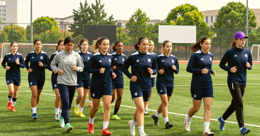 Bảy cái tên vắng mặt, một tân binh 19 tuổi: Real Madrid bước vào trận chiến tại Benito Villamarín với bộ khung chắp vá
