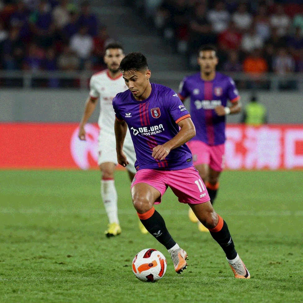 Milan chiêu mộ Markus Krösche, nhưng thương vụ thật sự nằm ở Timmo Hardung