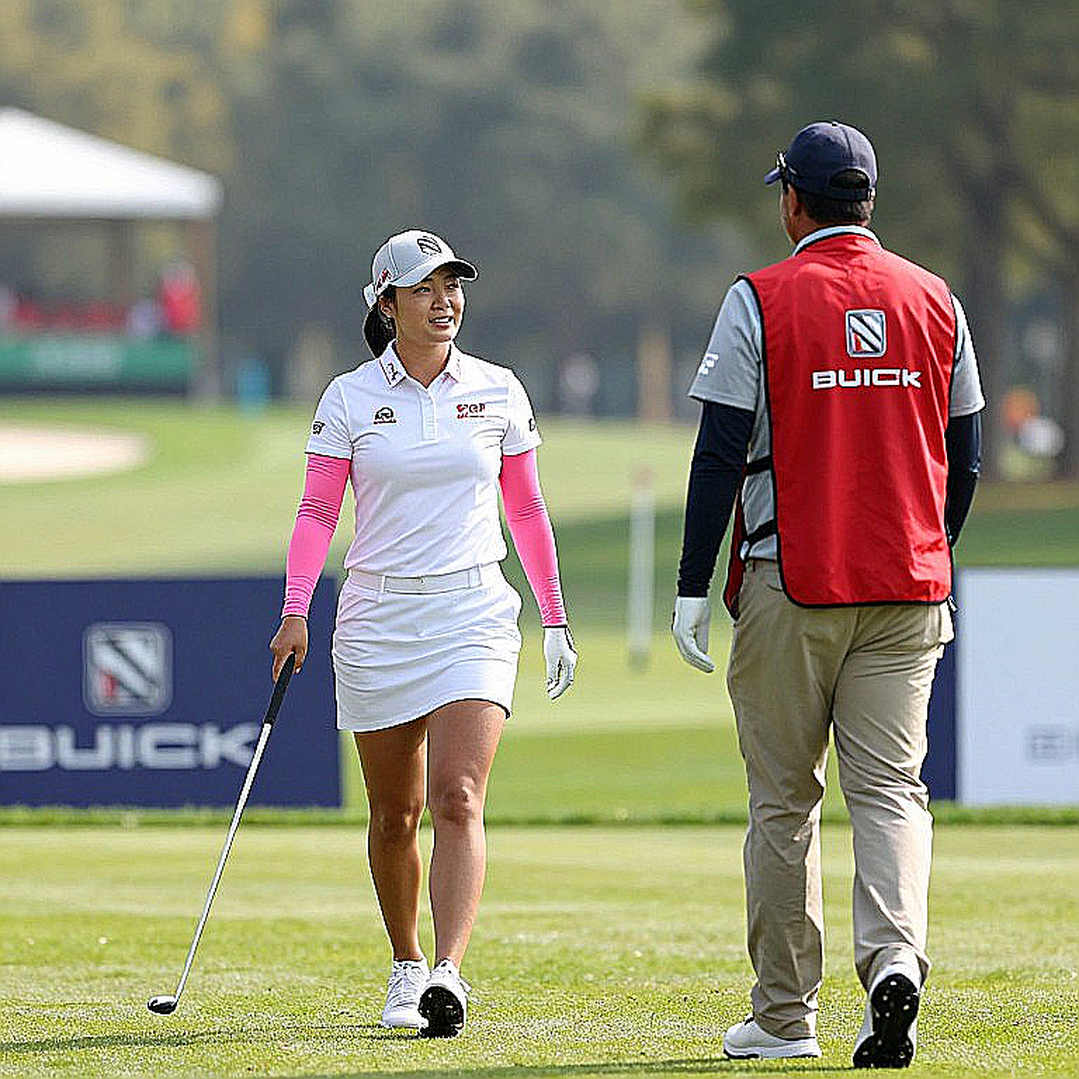 Thitikul và Mack cùng birdie hố 18 để chia ngôi đầu LOTTE Championship