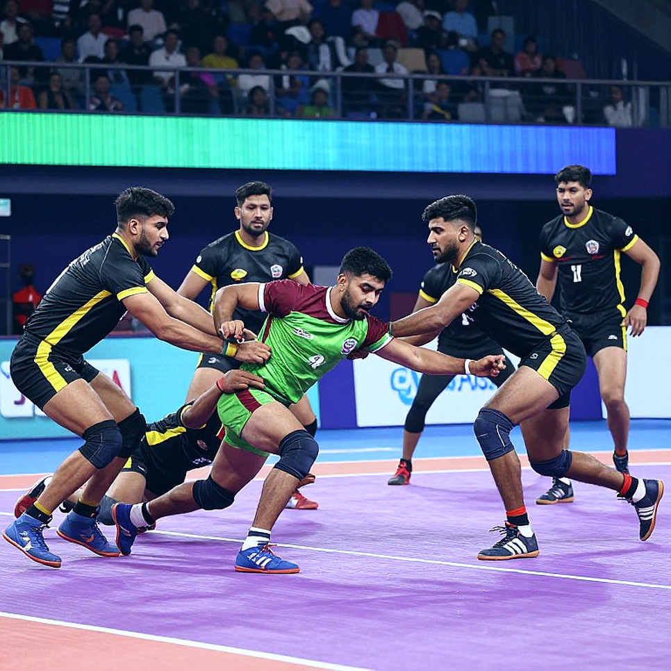 babybay và G2: quyết định thay người được chốt trước khi Champions Shanghai khởi tranh