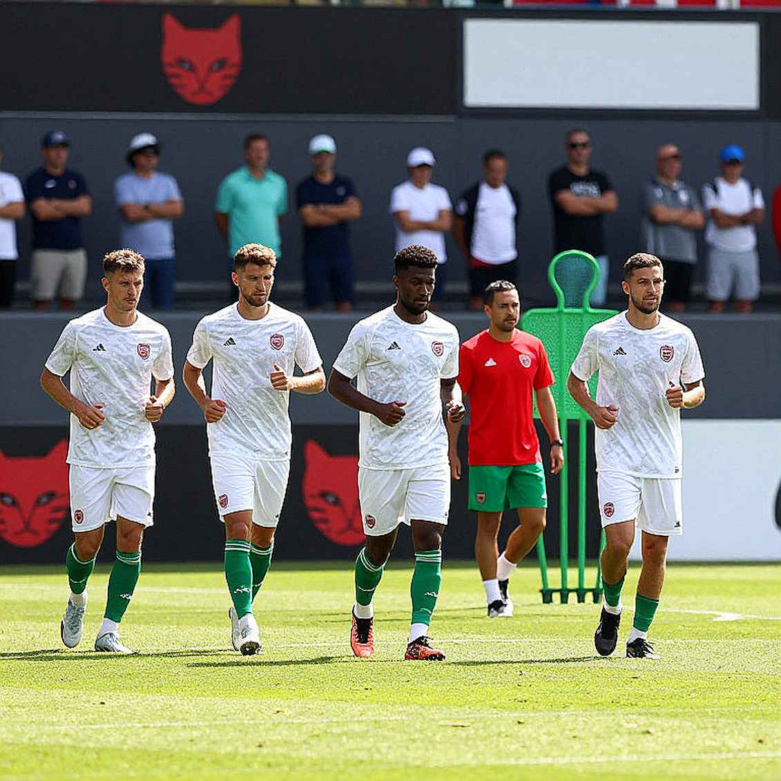 Suất ngoại binh thứ tư của V.League: Vết nứt bắt đầu từ hàng công